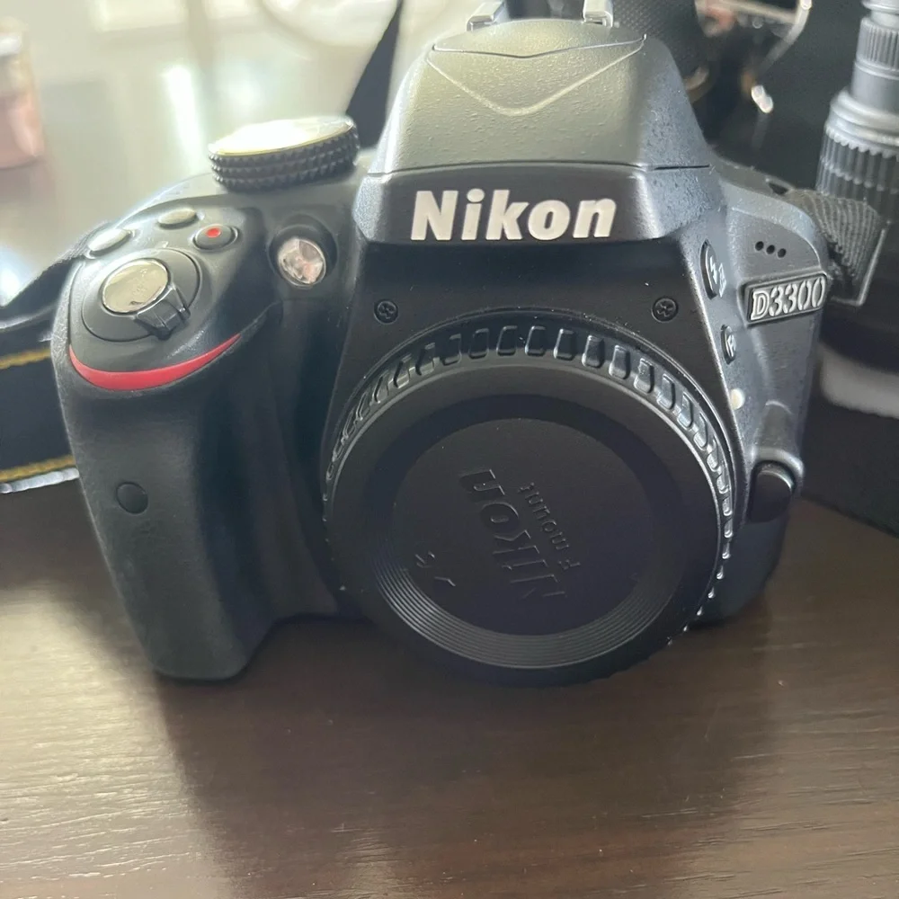 Nikon D3300 Camera Kit